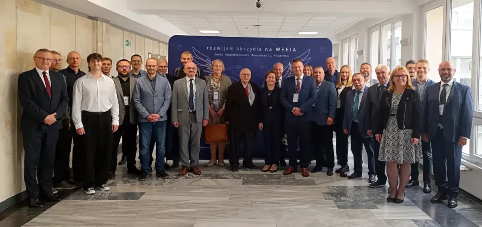 Uczestnicy Międzyuczelnianej Konferencji Metrologów (MKM 2026) na Wydziale Elektrotechniki, Elektroniki, Informatyki i Automatyki Politechniki Łódzkiej